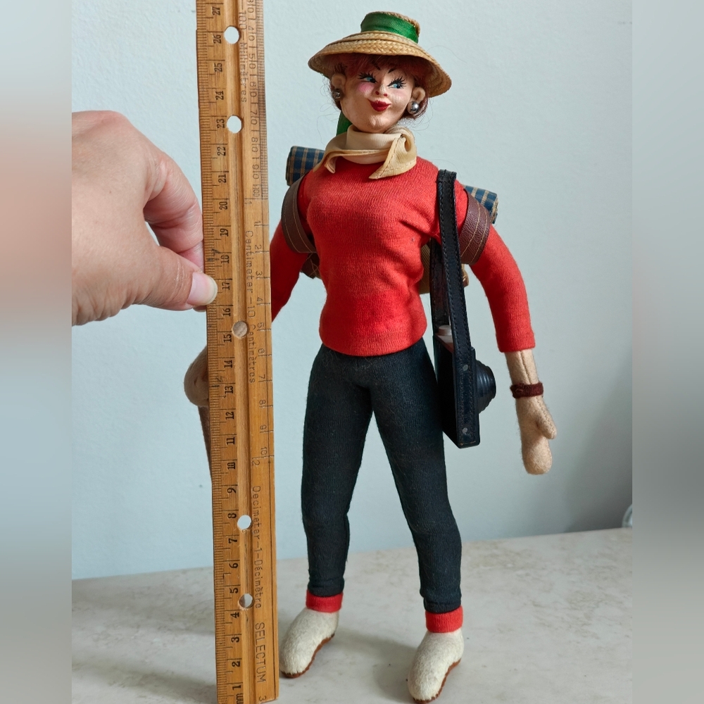 Rare Klumpe Artist Character Doll Lady Hiker Traveller Sightseer 11" Collectible - Picture 4 of 16